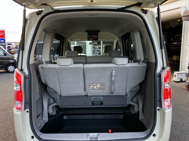 ステップワゴン Ｇ　Ｌパッケージ　８人乗り　両側電動スライドドア　ＥＴＣ　ナビ　後席モニター　バックカメラ　フルセグＴＶ　Ｂｌｕｅｔｏｏｔｈ　ＣＤ　ＤＶＤ　オートエアコン　スマートキー　電動格納ミラー　ＡＷ１５インチ（25枚目）