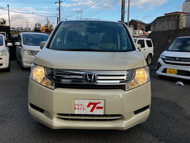 ステップワゴン Ｇ　Ｌパッケージ　８人乗り　両側電動スライドドア　ＥＴＣ　ナビ　後席モニター　バックカメラ　フルセグＴＶ　Ｂｌｕｅｔｏｏｔｈ　ＣＤ　ＤＶＤ　オートエアコン　スマートキー　電動格納ミラー　ＡＷ１５インチ（29枚目）