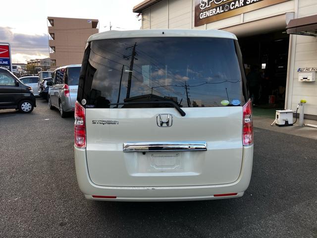 ステップワゴン Ｇ　Ｌパッケージ　８人乗り　両側電動スライドドア　ＥＴＣ　ナビ　後席モニター　バックカメラ　フルセグＴＶ　Ｂｌｕｅｔｏｏｔｈ　ＣＤ　ＤＶＤ　オートエアコン　スマートキー　電動格納ミラー　ＡＷ１５インチ（38枚目）