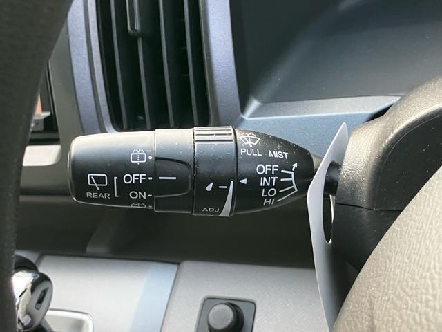 ステップワゴン Ｇ　Ｌパッケージ　８人乗り　両側電動スライドドア　ＥＴＣ　ナビ　後席モニター　バックカメラ　フルセグＴＶ　Ｂｌｕｅｔｏｏｔｈ　ＣＤ　ＤＶＤ　オートエアコン　スマートキー　電動格納ミラー　ＡＷ１５インチ（46枚目）