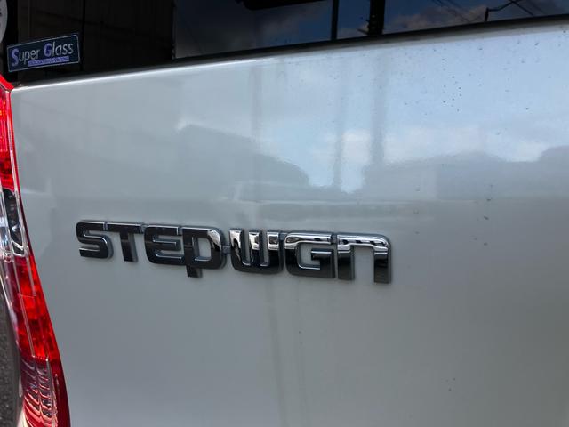 ステップワゴン Ｇ　Ｌパッケージ　８人乗り　両側電動スライドドア　ＥＴＣ　ナビ　後席モニター　バックカメラ　フルセグＴＶ　Ｂｌｕｅｔｏｏｔｈ　ＣＤ　ＤＶＤ　オートエアコン　スマートキー　電動格納ミラー　ＡＷ１５インチ（51枚目）