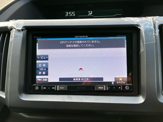 ステップワゴン Ｇ　ＨＩＤエディション　８人乗り　両側電動スライドドア　ＥＴＣ　ナビ　後席モニター　フルセグＴＶ　Ｂｌｕｅｔｏｏｔｈ　ＣＤ　ＤＶＤ　ＨＩＤヘッドライト　スマートキー　オートエアコン　電動格納ミラー　３列シート（8枚目）