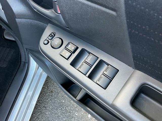 ステップワゴン Ｇ　ＨＩＤエディション　８人乗り　両側電動スライドドア　ＥＴＣ　ナビ　後席モニター　フルセグＴＶ　Ｂｌｕｅｔｏｏｔｈ　ＣＤ　ＤＶＤ　ＨＩＤヘッドライト　スマートキー　オートエアコン　電動格納ミラー　３列シート（47枚目）