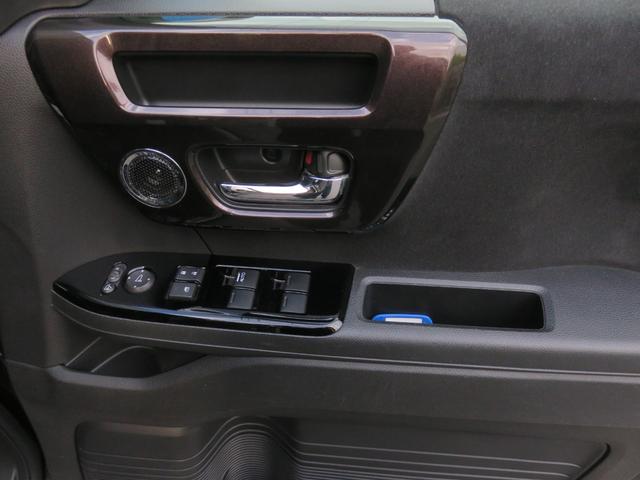 Ｎ－ＢＯＸカスタム Ｇ・ＥＸターボホンダセンシング　衝突被害軽減システム　前後ドライブレコーダー　バックカメラ　クリアランスソナー　後席フリップダウンモニター　ＴＶナビ　Ｂｌｕｅｔｏｏｔｈ　ＥＴＣ　両側電動スライドドア　スマートキー　プッシュスタート（49枚目）