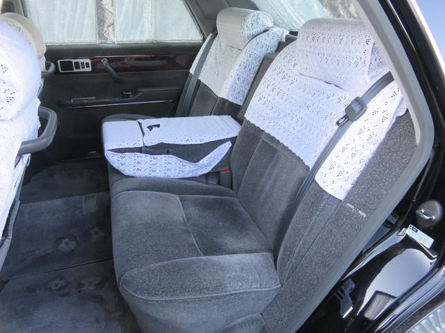 センチュリー 　公用車ワンオーナー　ロイヤルタイプレースハーフシートカバー　プレステージタイプフロアマット　唐草模様モチーフサイド＆リヤ電動カーテン　ウールファブリック前後ヒーター付パワーシート　トヨタディーラー整備（13枚目）