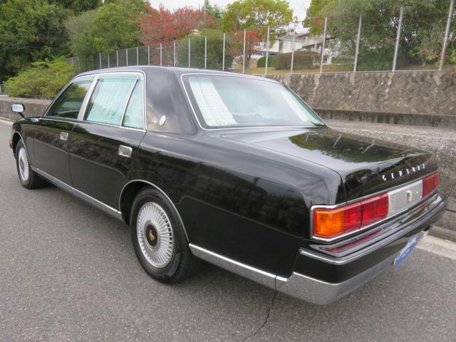 センチュリー 　公用車ワンオーナー　ロイヤルタイプレースハーフシートカバー　プレステージタイプフロアマット　唐草模様モチーフサイド＆リヤ電動カーテン　ウールファブリック前後ヒーター付パワーシート　トヨタディーラー整備（70枚目）