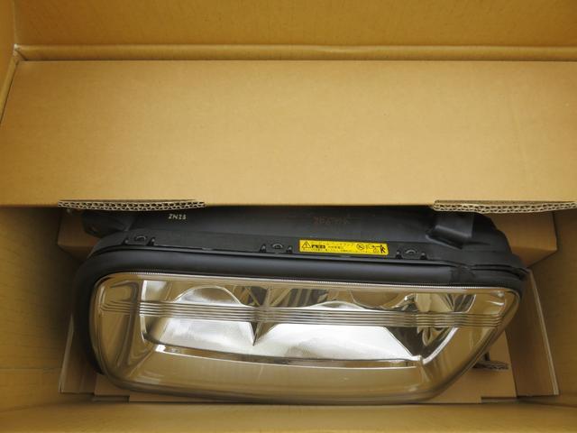 センチュリー 　公用車ワンオーナー　ロイヤルタイプレースハーフシートカバー　プレステージタイプフロアマット　唐草模様モチーフサイド＆リヤ電動カーテン　ウールファブリック前後ヒーター付パワーシート　トヨタディーラー整備（72枚目）