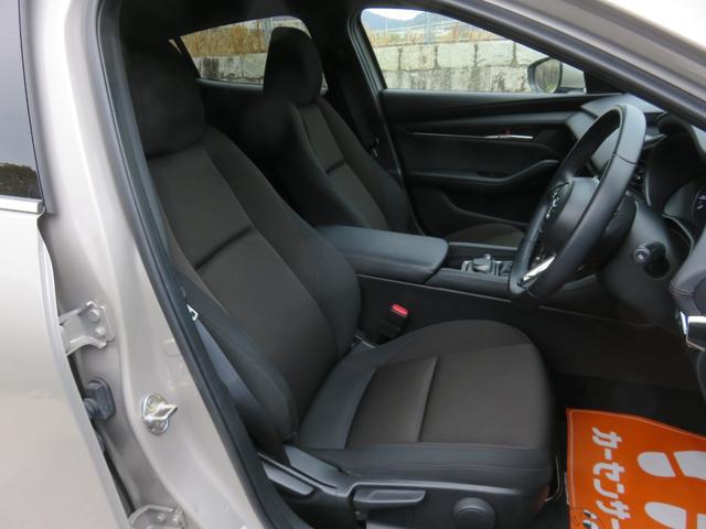 MAZDA3ファストバック 15Sツーリング ワンオーナー 衝突被害軽減システム レーンアシスト ETC ナビ 全周囲カメラ フルセグTV BT HDMI CD DVD LEDヘッドライト スマートキー AW18インチ コーナーセンサー クルコン(31枚目)