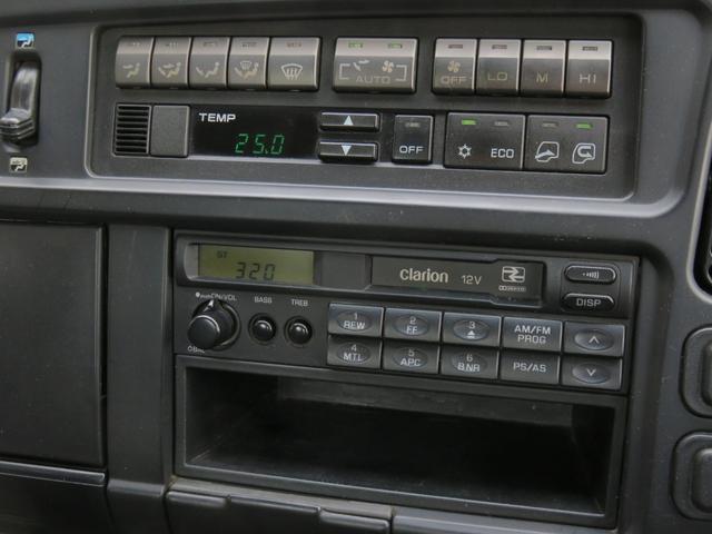 キャンター ロング全低床　ガッツ　ディーゼル　カスタム　オートエアコン　パワーウィンドウ　パワステ　モケットシート　両側電動格納＆調整ミラー　ＦＭラジオ　ブロンズガラス　集中ドアロック　排気ブレーキ　全車検時点検記録簿（5枚目）