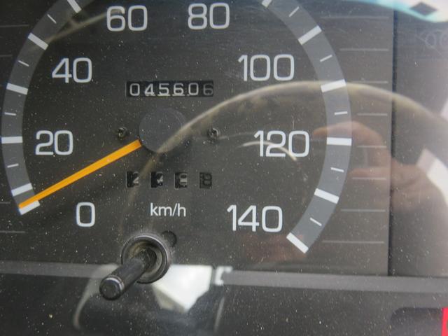 キャンター ロング全低床　ガッツ　ディーゼル　カスタム　オートエアコン　パワーウィンドウ　パワステ　モケットシート　両側電動格納＆調整ミラー　ＦＭラジオ　ブロンズガラス　集中ドアロック　排気ブレーキ　全車検時点検記録簿（7枚目）