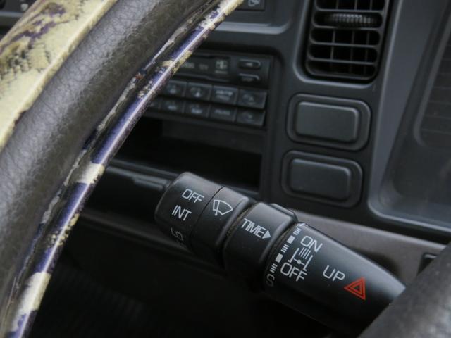 キャンター ロング全低床　ガッツ　ディーゼル　カスタム　オートエアコン　パワーウィンドウ　パワステ　モケットシート　両側電動格納＆調整ミラー　ＦＭラジオ　ブロンズガラス　集中ドアロック　排気ブレーキ　全車検時点検記録簿（10枚目）