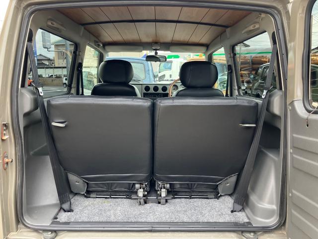 ジムニー ランドベンチャー リフトアップ 145000km時オーバーホール済 社外アルミ 新品BTオーディオ ETC シートカバー オートマ車 社外ステアリング(23枚目)