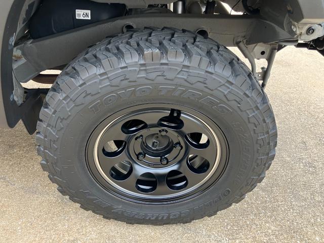 ご覧頂きまして誠に有難うございます！！是非ご来店して頂き、実際にご覧になって頂ければと思います。お客様からのご連絡をスタッフ一同、心よりお待ちしております