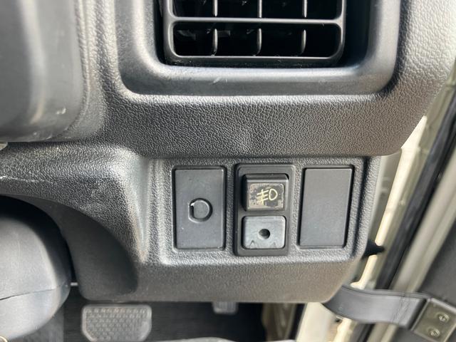 ジムニー HC リフトアップ エンジンオーバーホール渡し 社外アルミ 新品Bluetoothオーディオ シートカバー 社外ステアリング 社外バンパー オートマ車(9枚目)