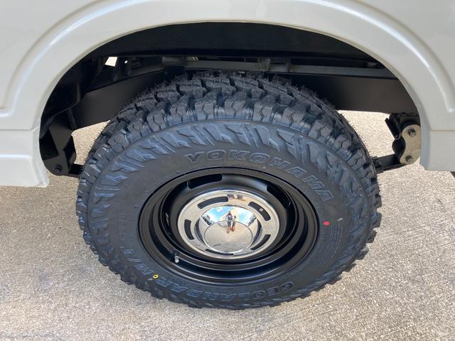 ジムニー HC リフトアップ エンジンオーバーホール渡し 社外アルミ 新品Bluetoothオーディオ シートカバー 社外ステアリング 社外バンパー オートマ車(20枚目)