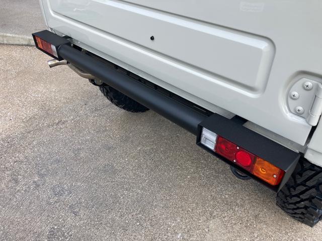 ジムニー HC リフトアップ エンジンオーバーホール渡し 社外アルミ 新品Bluetoothオーディオ シートカバー 社外ステアリング 社外バンパー オートマ車(25枚目)