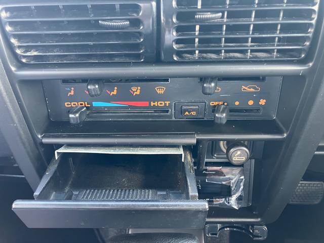 ジムニー EC パノラミックルーフ エンジンオーバーホール渡し オールペイント 新品Bluetoothオーディオ 16インチアルミ 背面タイヤ オートマ車(5枚目)