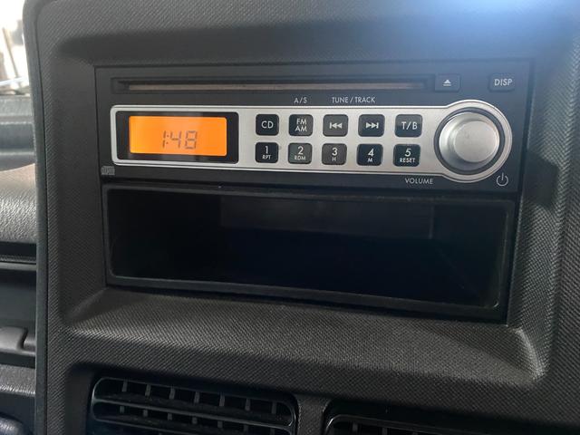 サンバートラック ＴＣ　Ｈ２４年式　最終型　４ＷＤ　ＡＣ　ＰＳ　ＰＷ　５速　キーレス　ＣＤステレオ　車検整備付き（7枚目）