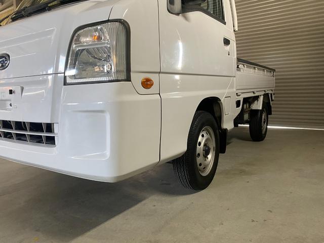 サンバートラック ＴＣ　Ｈ２４年式　最終型　４ＷＤ　ＡＣ　ＰＳ　ＰＷ　５速　キーレス　ＣＤステレオ　車検整備付き（13枚目）