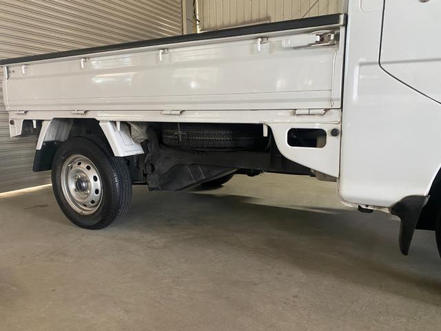 サンバートラック ＴＣ　Ｈ２４年式　最終型　４ＷＤ　ＡＣ　ＰＳ　ＰＷ　５速　キーレス　ＣＤステレオ　車検整備付き（17枚目）