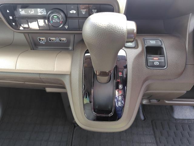 N-WGN Lターボホンダセンシング ルーフへこみあり 電動パーキングブレーキ メモリーナビ(10枚目)