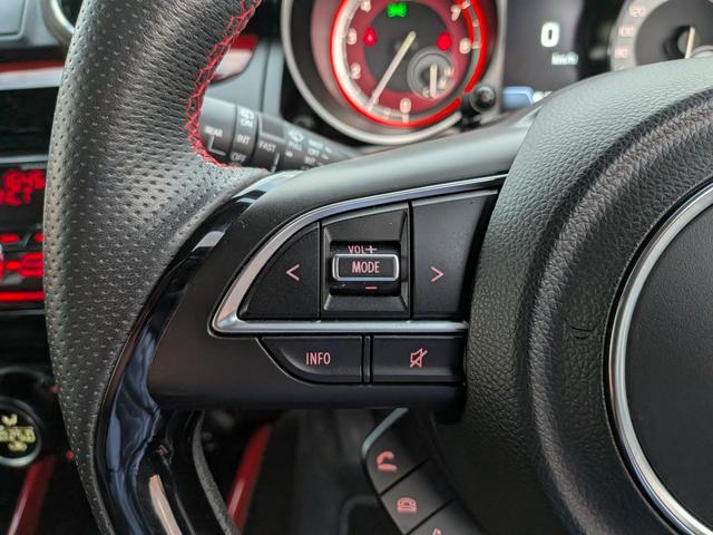 �X�e�A�����O�I�[�f�B�I�X�C�b�`���ڂł��B�\�[�X�̐؂�ւ��≹�ʒ����Ȃǂł��܂��B