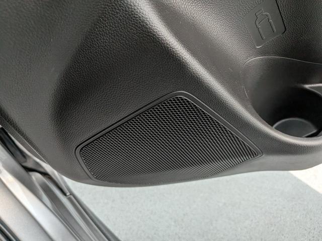 �t�����g�X�s�[�J�[�͕W�������ł��B