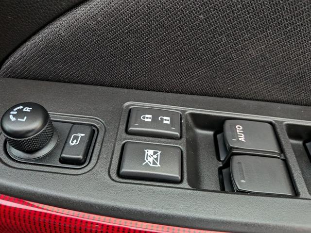 �h�A�~���[�i�[�X�C�b�`�ł��B