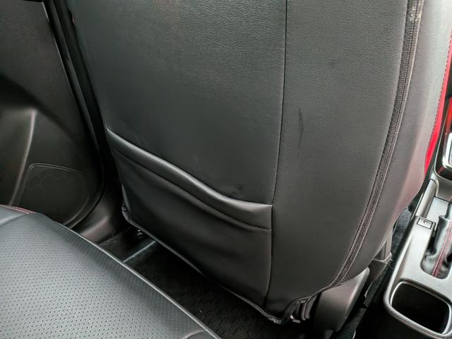 �㕔���Ȃɂ����[�|�P�b�g����܂��B