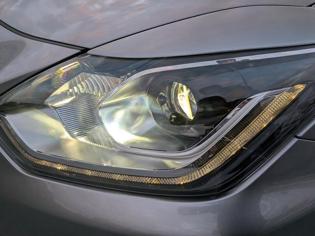 �k�d�c�w�b�h���C�g�ł��B