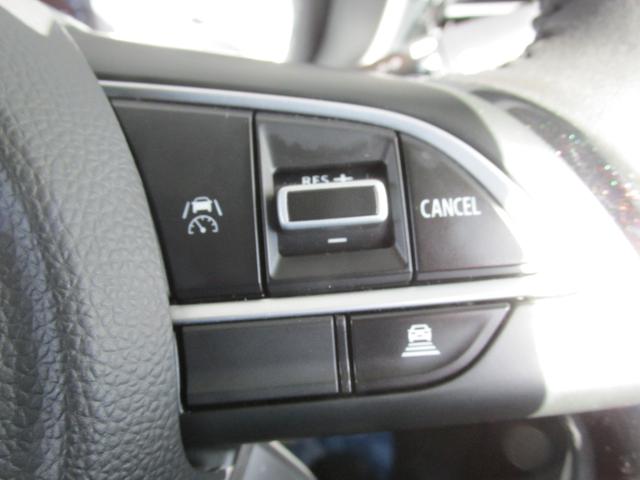 フロンクス ４ＷＤ　全方位カメラ付ナビ　バックカメラ　オートライト　Ｂｌｕｅｔｏｏｔｈ　純正ナビ　プッシュスタート　シートヒーター　オートエアコン　禁煙車　スズキセーフティーサポート　４ＷＤ　衝突被害軽減システム　アイドリングストップ（14枚目）