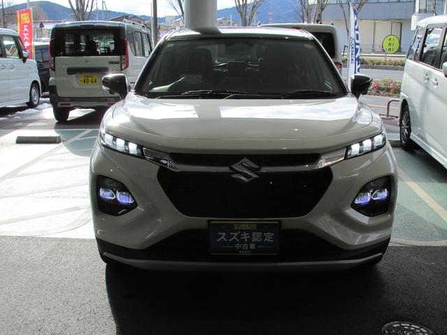 フロンクス ４ＷＤ　全方位カメラ付ナビ　バックカメラ　オートライト　Ｂｌｕｅｔｏｏｔｈ　純正ナビ　プッシュスタート　シートヒーター　オートエアコン　禁煙車　スズキセーフティーサポート　４ＷＤ　衝突被害軽減システム　アイドリングストップ（29枚目）