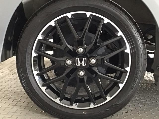 N-BOXカスタム ターボコーディネートスタイル デモカーUP・LED・ディスプレイオーディオ・純正AW・ホンダCONNECT 両側電動ドア Rカメラ クルコン スマートキ- パワーステアリング ETC VSA セキュリティ エアコン LEDライト(12枚目)