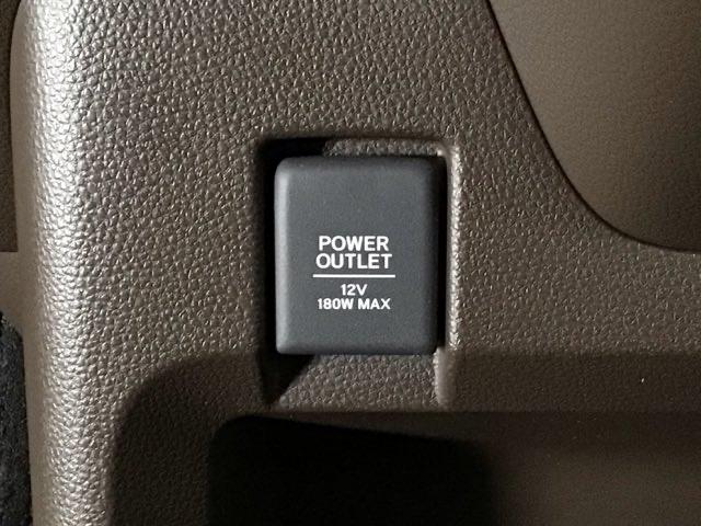 N-WGN Lホンダセンシング LED・フルセグ・メモリナビ・DVD・バックカメラ・シートヒーター・ETC ETC装備 Bモニタ 誤発進抑制 LEDランプ 横滑り防止機能 USBポート セキュリティアラーム キーフリー ナビTV(21枚目)