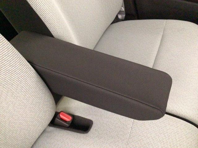 N-WGN Lホンダセンシング LED・フルセグ・メモリナビ・DVD・バックカメラ・シートヒーター・ETC ETC装備 Bモニタ 誤発進抑制 LEDランプ 横滑り防止機能 USBポート セキュリティアラーム キーフリー ナビTV(35枚目)