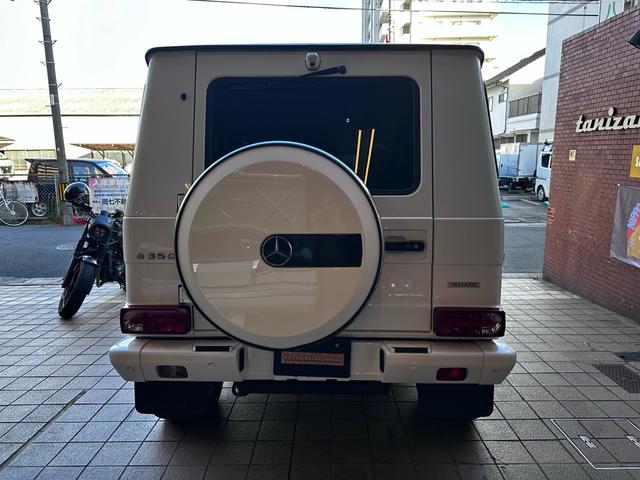 Ｇクラス Ｇ３５０ｄ　Ｇ３５０ｄ（５名）　後期モデル・ガラスサンルーフ・ホワイトレザーシート・ＡＭＧ２２インチアルミホイール・純正ナビ・地デジＴＶ・シートヒーター・パワーシート・デジタルインナーミラー・ドライブレコーダー（6枚目）