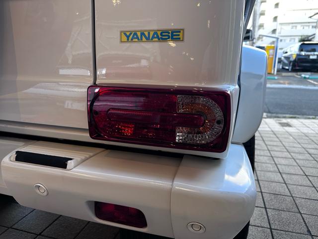 Ｇクラス Ｇ３５０ｄ　Ｇ３５０ｄ（５名）　後期モデル・ガラスサンルーフ・ホワイトレザーシート・ＡＭＧ２２インチアルミホイール・純正ナビ・地デジＴＶ・シートヒーター・パワーシート・デジタルインナーミラー・ドライブレコーダー（12枚目）