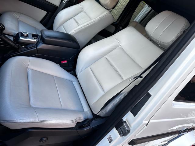Ｇクラス Ｇ３５０ｄ　Ｇ３５０ｄ（５名）　後期モデル・ガラスサンルーフ・ホワイトレザーシート・ＡＭＧ２２インチアルミホイール・純正ナビ・地デジＴＶ・シートヒーター・パワーシート・デジタルインナーミラー・ドライブレコーダー（17枚目）