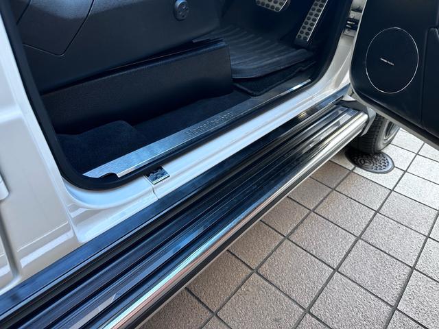 Ｇクラス Ｇ３５０ｄ　Ｇ３５０ｄ（５名）　後期モデル・ガラスサンルーフ・ホワイトレザーシート・ＡＭＧ２２インチアルミホイール・純正ナビ・地デジＴＶ・シートヒーター・パワーシート・デジタルインナーミラー・ドライブレコーダー（64枚目）