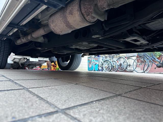 Ｇクラス Ｇ３５０ｄ　Ｇ３５０ｄ（５名）　後期モデル・ガラスサンルーフ・ホワイトレザーシート・ＡＭＧ２２インチアルミホイール・純正ナビ・地デジＴＶ・シートヒーター・パワーシート・デジタルインナーミラー・ドライブレコーダー（75枚目）