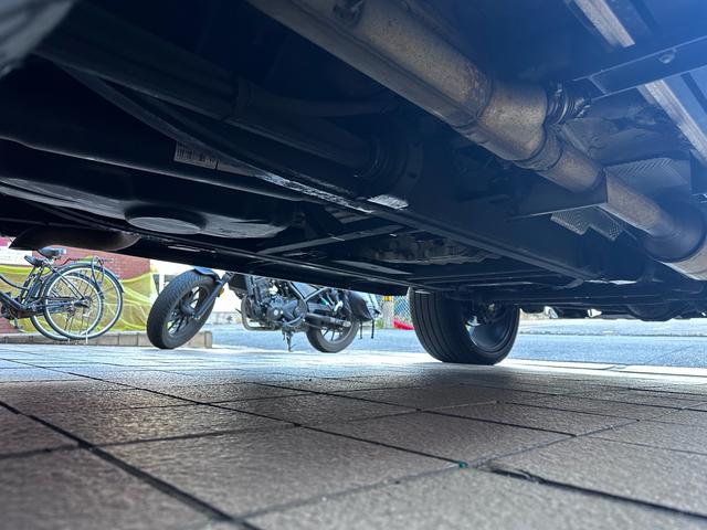 Ｇクラス Ｇ３５０ｄ　Ｇ３５０ｄ（５名）　後期モデル・ガラスサンルーフ・ホワイトレザーシート・ＡＭＧ２２インチアルミホイール・純正ナビ・地デジＴＶ・シートヒーター・パワーシート・デジタルインナーミラー・ドライブレコーダー（76枚目）