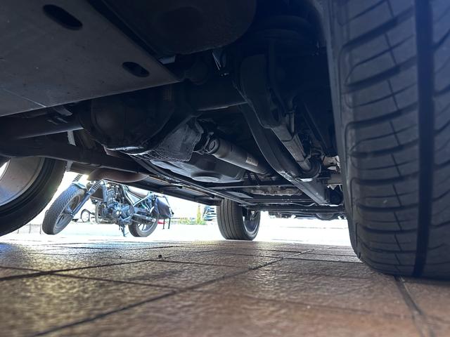 Ｇクラス Ｇ３５０ｄ　Ｇ３５０ｄ（５名）　後期モデル・ガラスサンルーフ・ホワイトレザーシート・ＡＭＧ２２インチアルミホイール・純正ナビ・地デジＴＶ・シートヒーター・パワーシート・デジタルインナーミラー・ドライブレコーダー（78枚目）