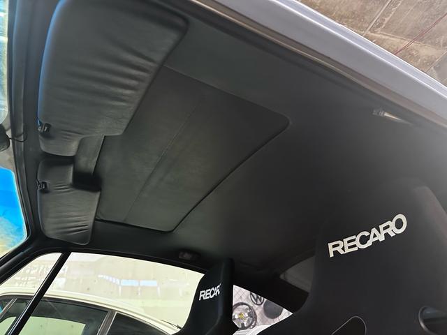 ９１１ ９１１カレラ　ＲＳ仕様・フロント、サイド、リアスポイラー・車高調・ＢＢＳ１８インチアルミ・社外マフラー・レカロシート２脚・サンルーフ・（23枚目）