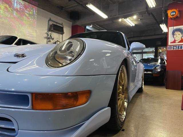 ９１１ ９１１カレラ　ＲＳ仕様・フロント、サイド、リアスポイラー・車高調・ＢＢＳ１８インチアルミ・社外マフラー・レカロシート２脚・サンルーフ・（28枚目）