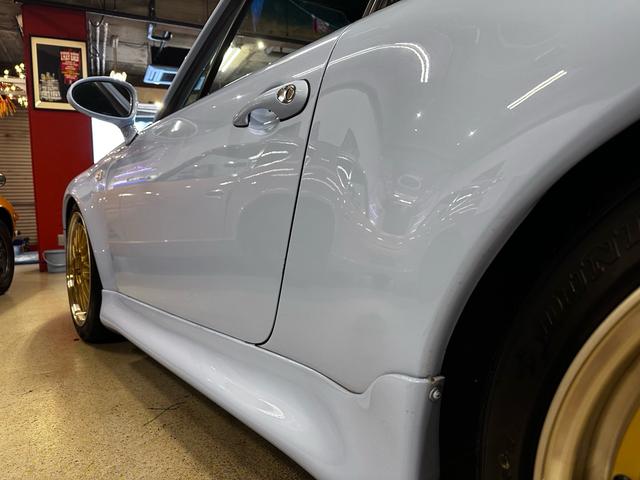 ９１１ ９１１カレラ　ＲＳ仕様・フロント、サイド、リアスポイラー・車高調・ＢＢＳ１８インチアルミ・社外マフラー・レカロシート２脚・サンルーフ・（36枚目）