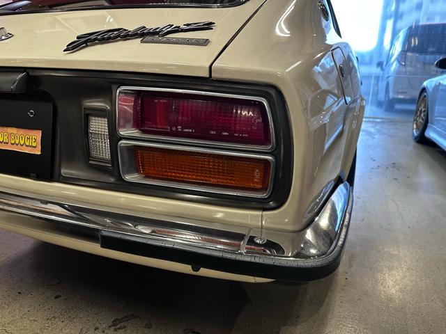 フェアレディZ ノーマル車両・SUツインキャブレター・ワタナベ14インチアルミ・純正シート・(13枚目)