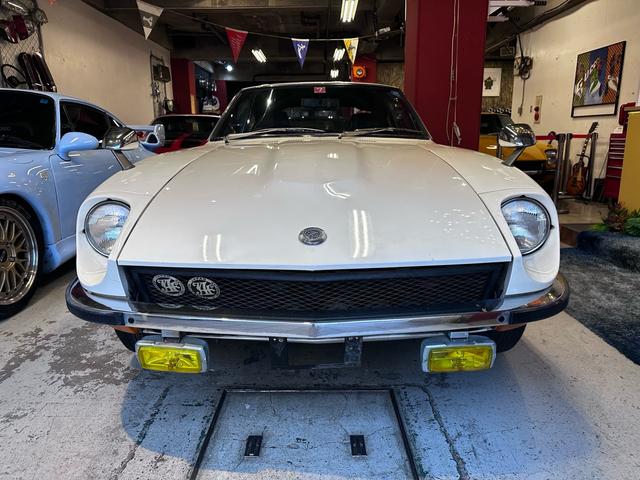 フェアレディZ ノーマル車両・SUツインキャブレター・ワタナベ14インチアルミ・純正シート・(27枚目)