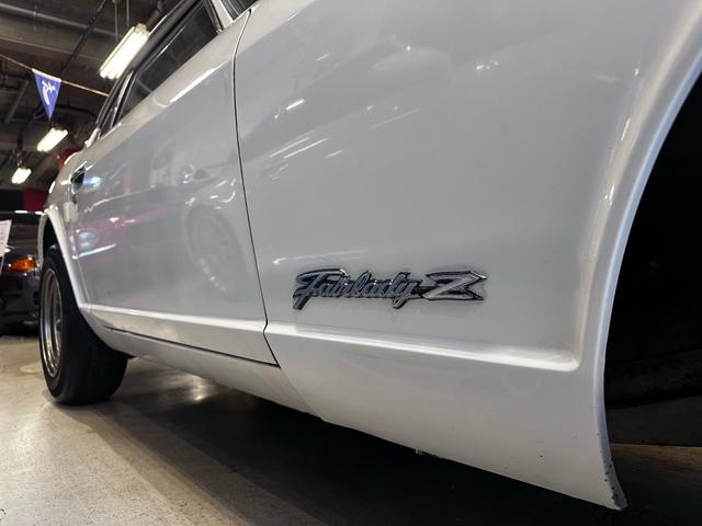 フェアレディZ ノーマル車両・SUツインキャブレター・ワタナベ14インチアルミ・純正シート・(44枚目)