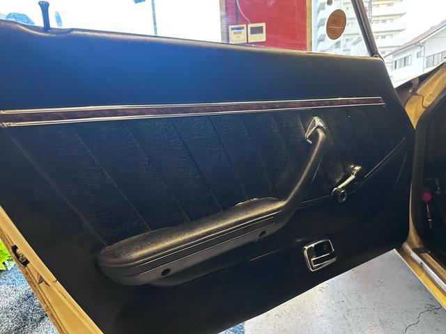 フェアレディZ ノーマル車両・SUツインキャブレター・ワタナベ14インチアルミ・純正シート・(61枚目)