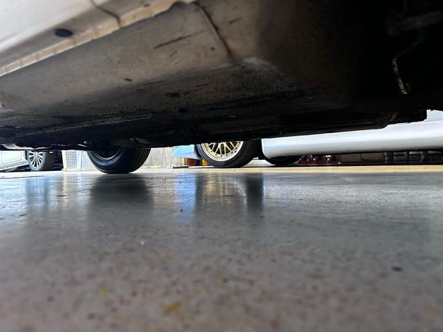 フェアレディZ ノーマル車両・SUツインキャブレター・ワタナベ14インチアルミ・純正シート・(67枚目)